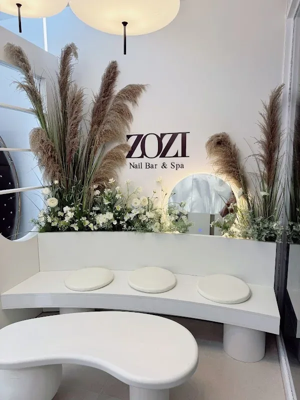 Zozi Nail Bar and Spa — Nail salon in Hounslow